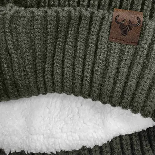 Arctic Beanie Olive Close Up